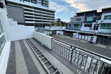 Taman Kim Leng 2.5 Storey Damai