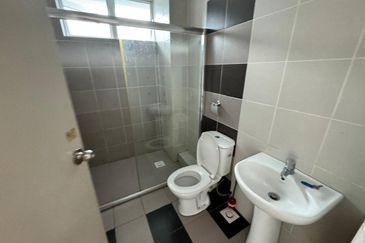 Taman Kim Leng 2.5 Storey Damai