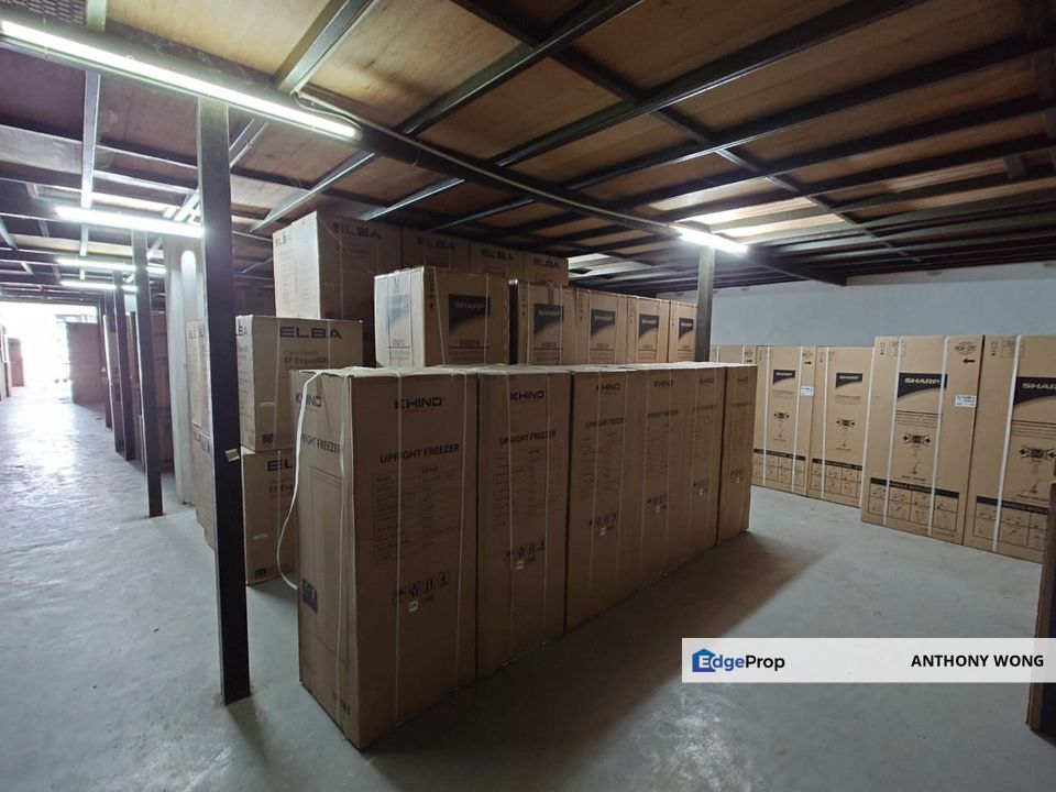 Central Industrial Park Warehouse Putatan , Sabah, Pulatan