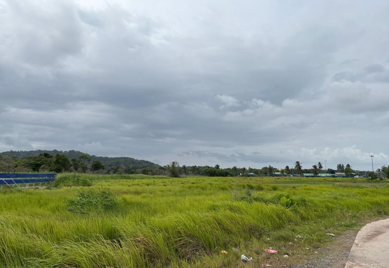 Kudat Land Beside airport and Beach CL 18 Acres