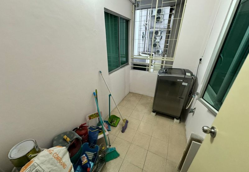 Alam Damai Condominium 3rd Floor