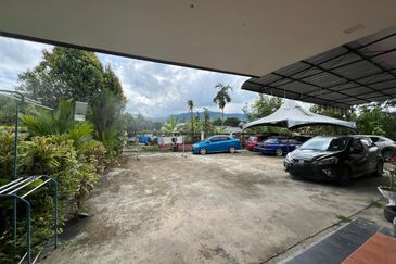 Kampung Sugud Bungalow House 