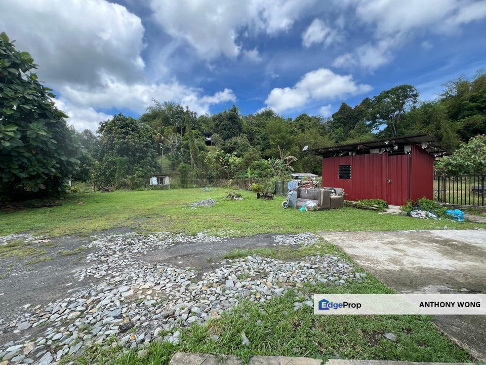 Kampung Sugud Bungalow House , Sabah, Penampang