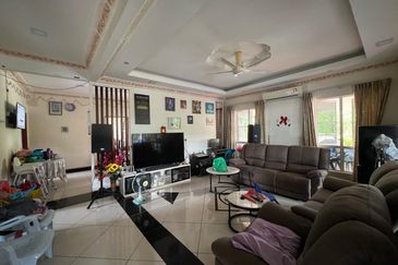 Kampung Sugud Bungalow House 