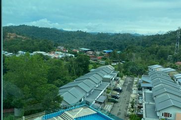 JING YUEN CONDOMINIUM