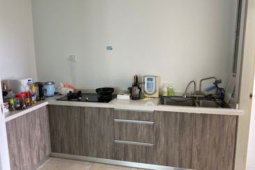 JING YUEN CONDOMINIUM