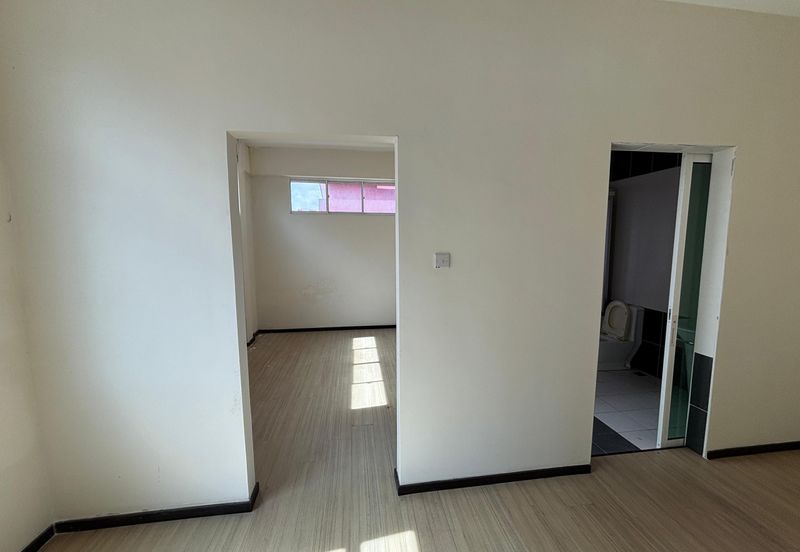 Taman Ceriamas 118 Semi Detached Putatan Bare Unit