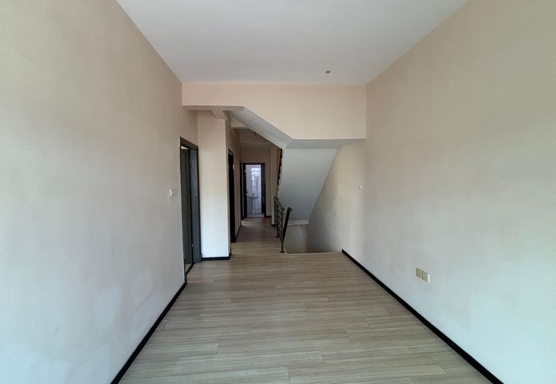 Taman Ceriamas 118 Semi Detached Putatan Bare Unit