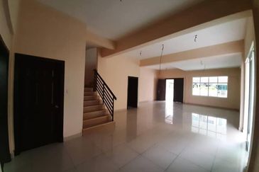 Taman Ceriamas 118 Semi Detached Putatan Bare Unit