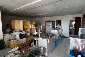 Harbour city Shoplot 