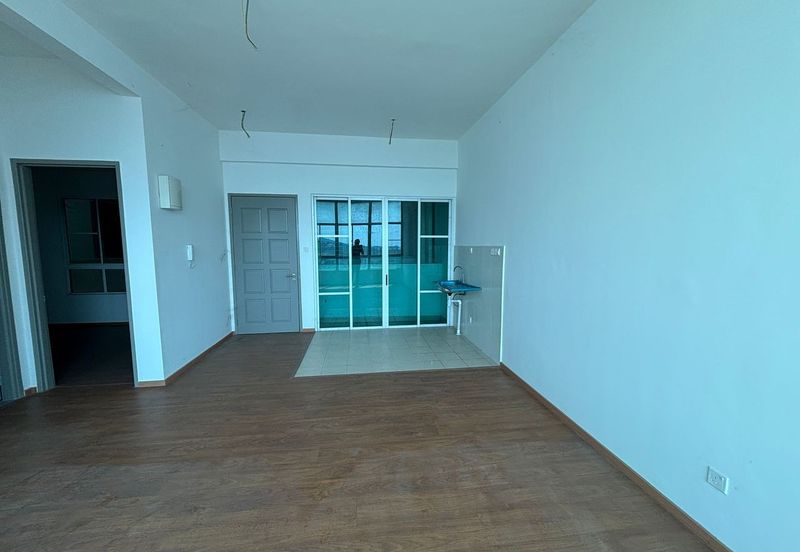 One sulaman platinum tower Seaview 700sqft