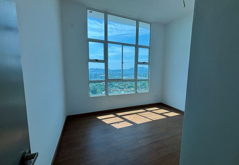 One sulaman platinum tower Seaview 700sqft