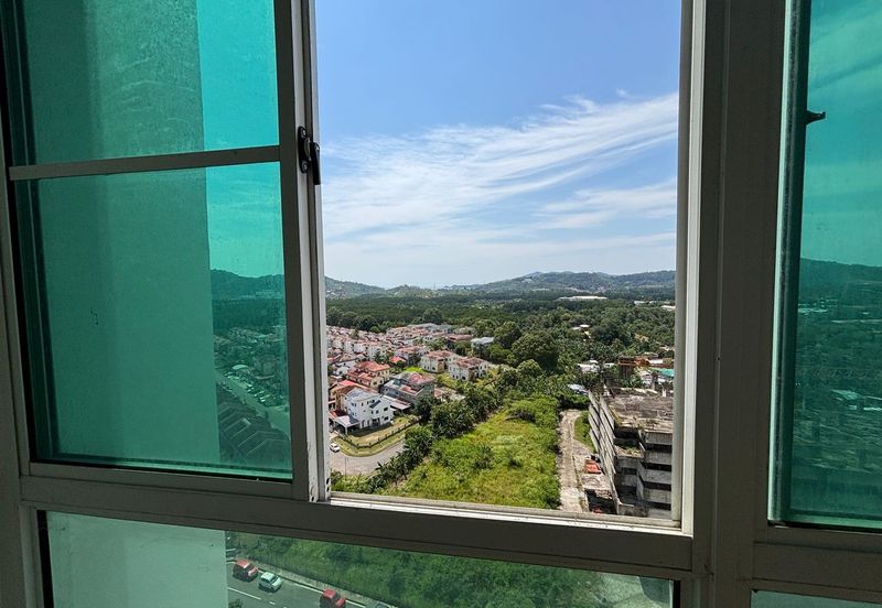 One sulaman platinum tower Seaview 700sqft