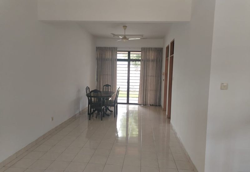 Taman Amansutra Double storey Kolombong Townhouse