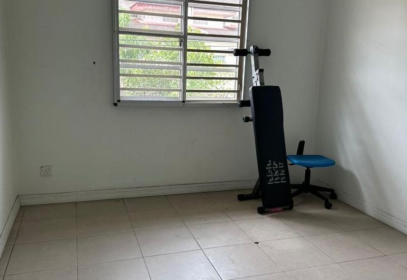 Taman Kingfisher Sulaman Intermediate