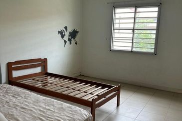 Taman Kingfisher Sulaman Intermediate