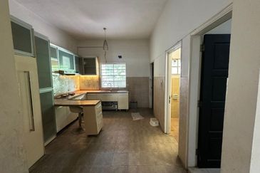 Taman Kingfisher Sulaman Intermediate