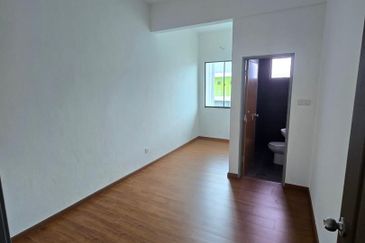 Taman Fabulous garden Double Storey| Benoni | Papar