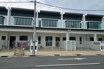 Taman Fabulous garden Double Storey| Benoni | Papar