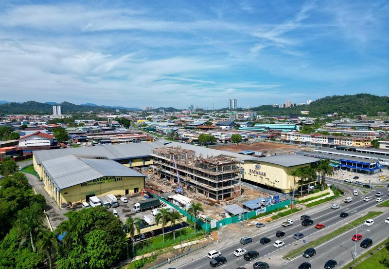 B5 4-Storey Shoplot Kolombong | Inanam