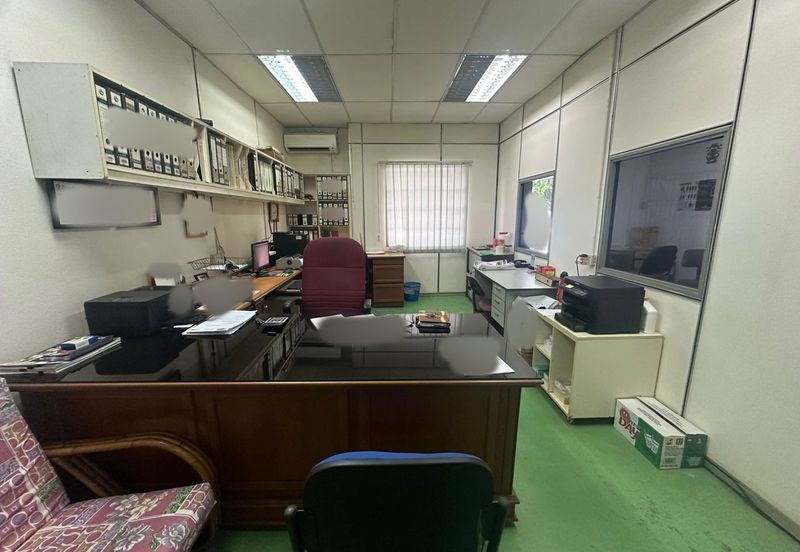 Penampang baru shoplot Double storey