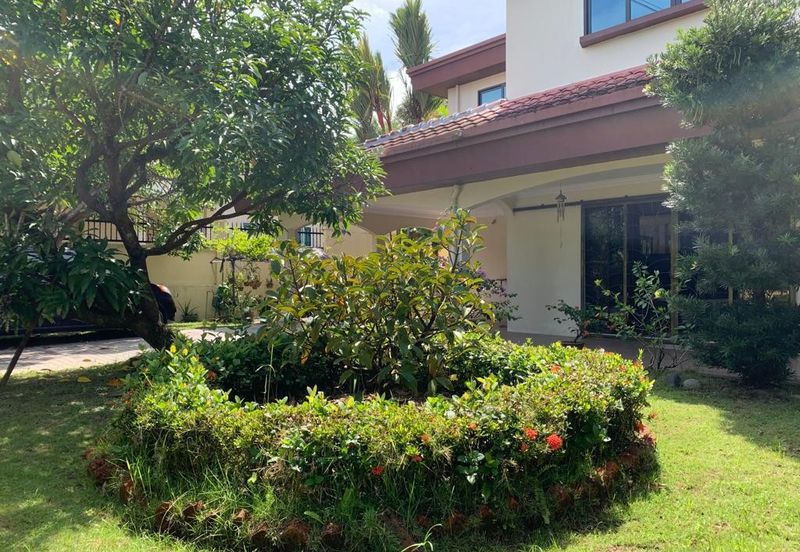 Kingfisher Raja Udang bungalow | Likas