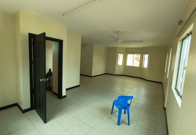 Taman Kingfisher sulaman Semi Detached For rent