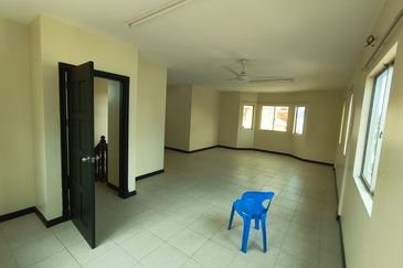 Taman Kingfisher sulaman Semi Detached For rent