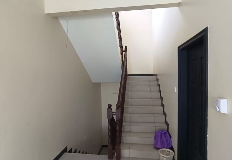 Taman Kingfisher sulaman Semi Detached For rent