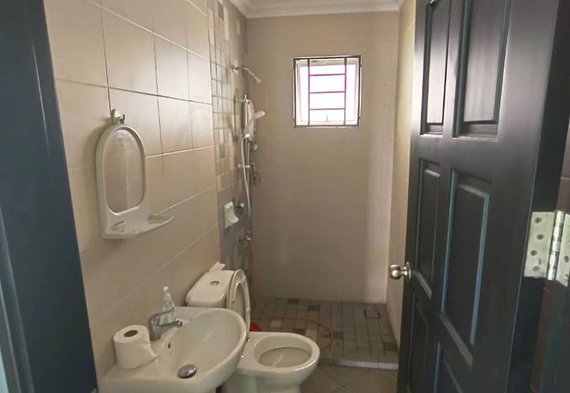 Taman Kingfisher sulaman Semi Detached For rent