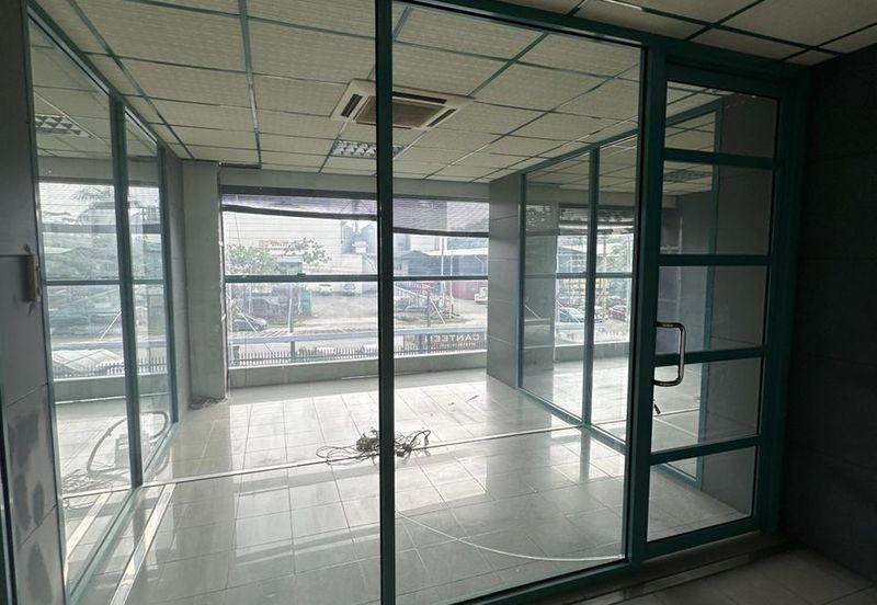 Kolombong warehouse for rent 9000 sqft