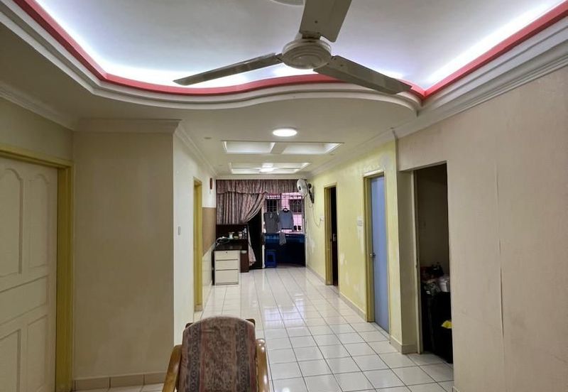 Taman Penampang Apartment phase 2 (2nd floor)