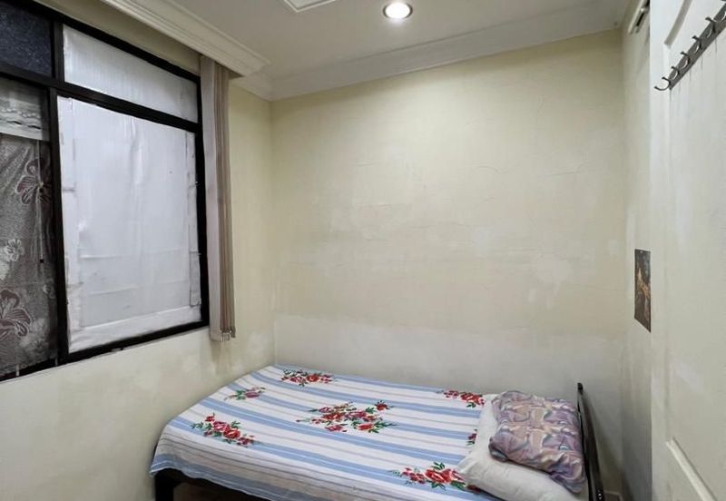 Taman Penampang Apartment phase 2 (2nd floor)