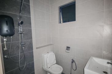 Lido Four Seasons Residence