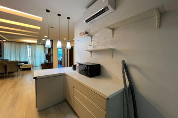 The Peak Vista (Likas)