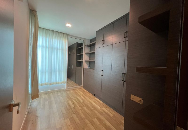 The Peak Vista (Likas)