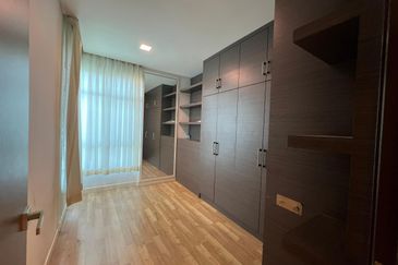 The Peak Vista (Likas)