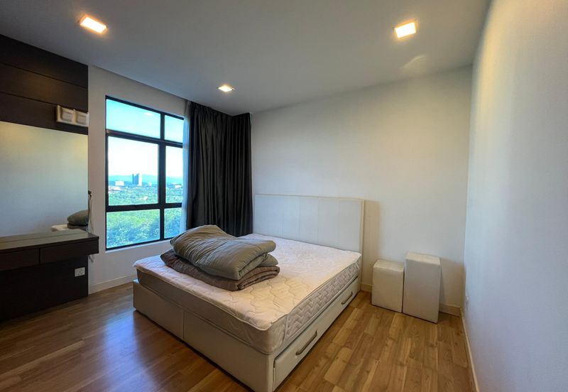 The Peak Vista (Likas)