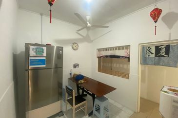 Luyang house for rent single storey