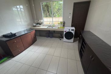 Likas Apartment @ SM All Saints Ground floor