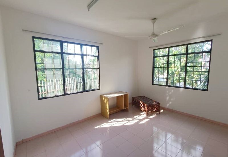 Bundusan Double storey bungalow for rent
