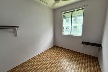 Seri Maju Apartment