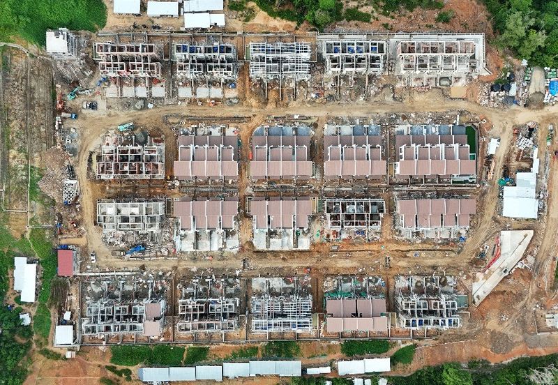 Banyan Valley  Superlink House Kolombong