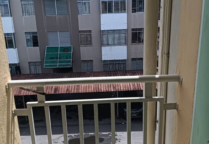 Universiti apartment Phase 1