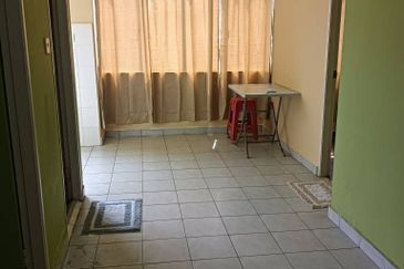 Universiti apartment Phase 1