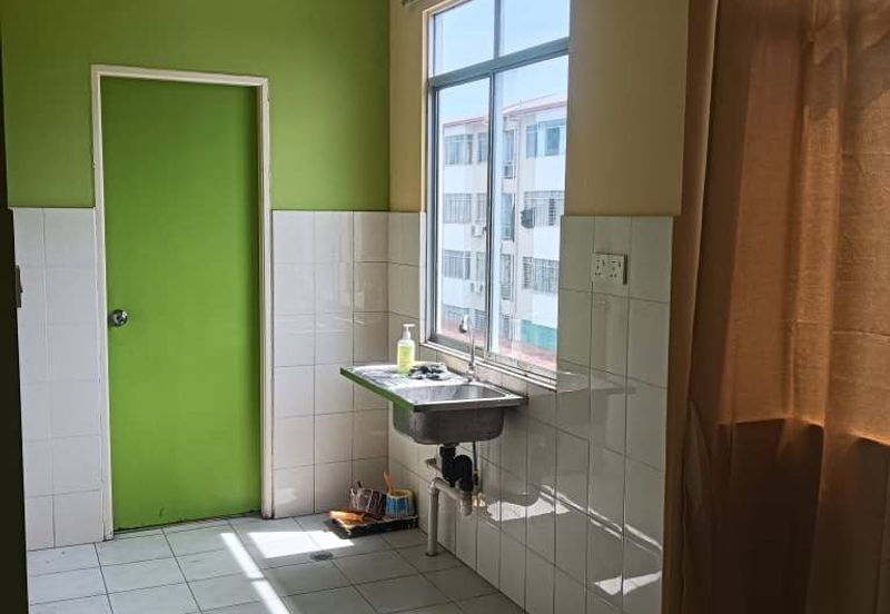 Universiti apartment Phase 1