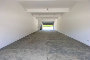 Uptown Donggongon Shoplot for rent