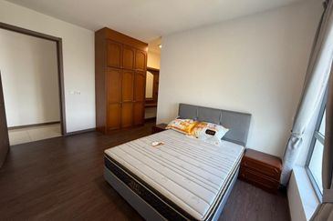 Jesselton Twin Towers