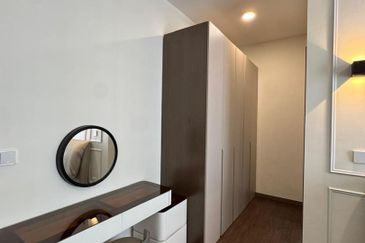 Jesselton Twin Towers