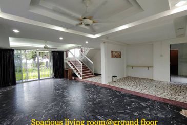 Shangrila Heights Bungalow